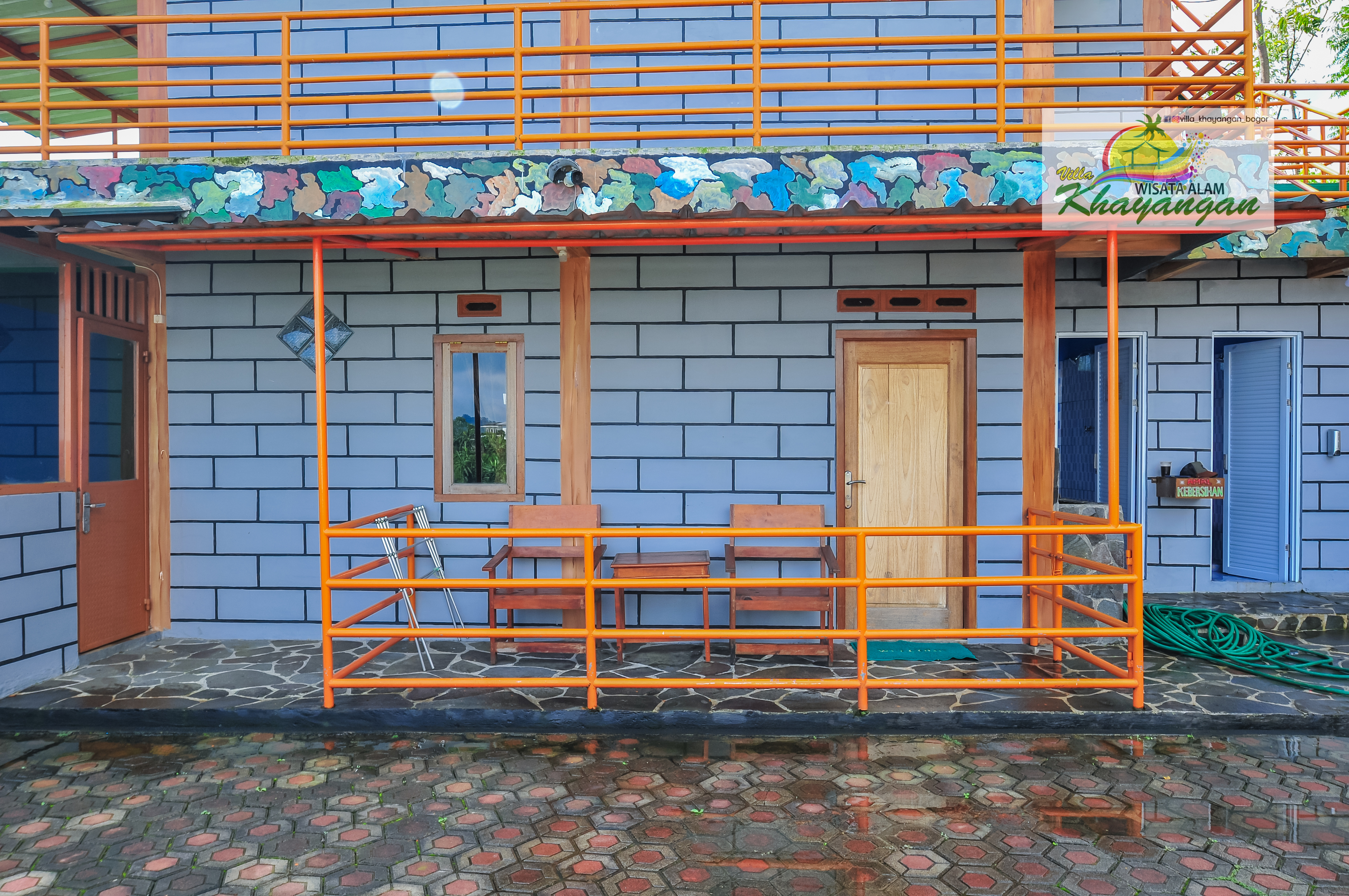 villa khayangan