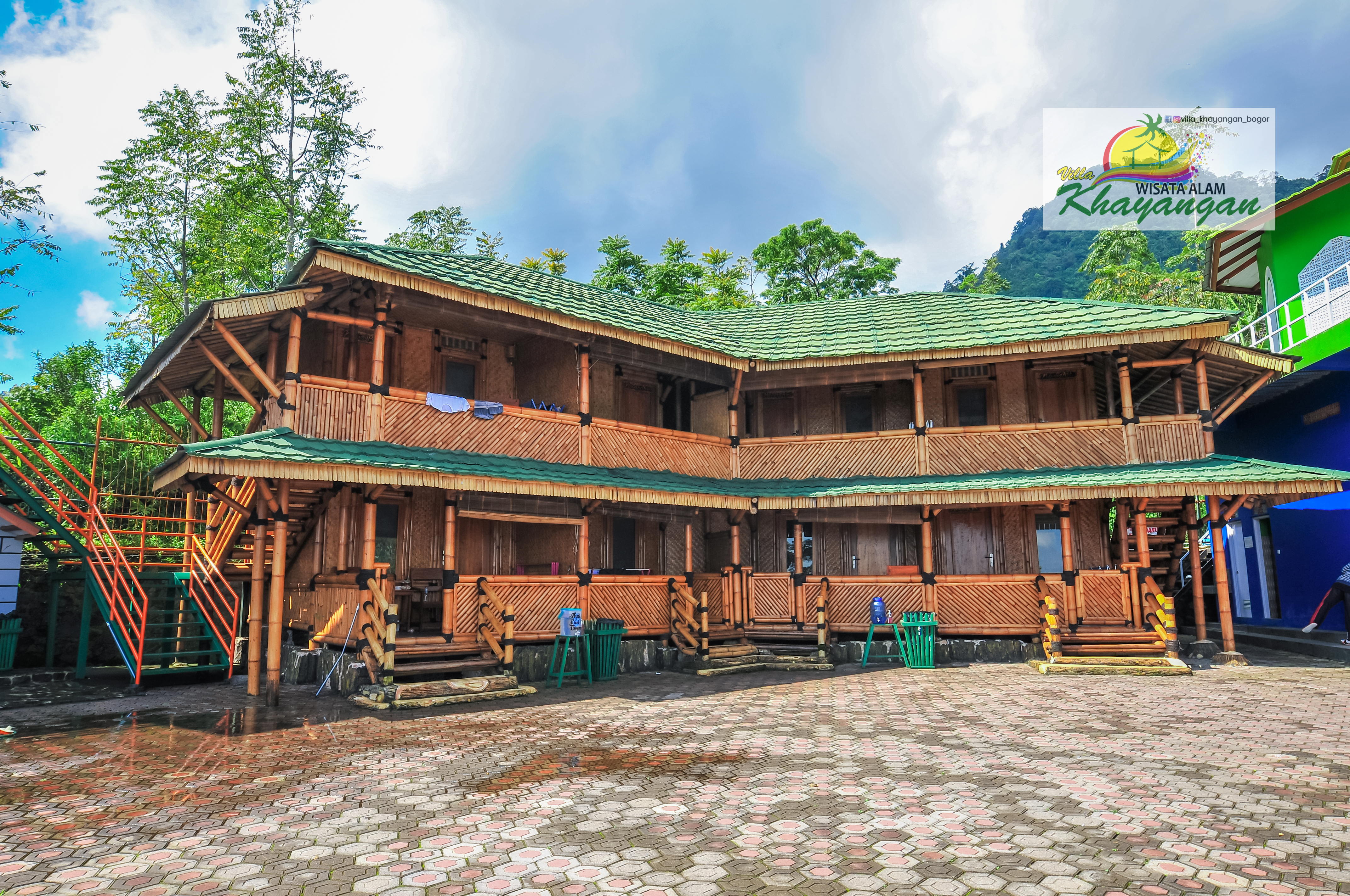 villa khayangan